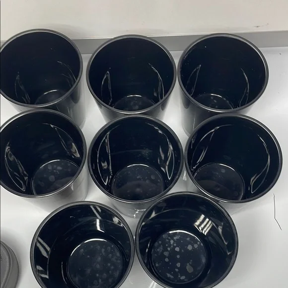 Set of Black Drinking Glasses - Picture 4 of 6